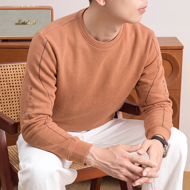 Mens Fashion Summer - メンズデイリークルーネックスウェットシャツ、長袖、袖サイドにレタープリント、コントラストステッチ、リラックスフィット、カジュアルシャツ