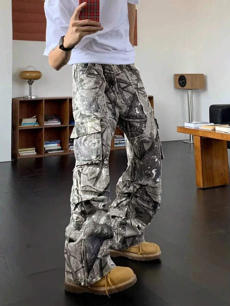 Mens Fashion In The 2000S - メンズファッションカーゴパンツ、リーフプリント、ルーズフレアレッグデザイン、ジッパー裾付きアウトドアカジュアルパンツ、エモ、2000年代スタイル