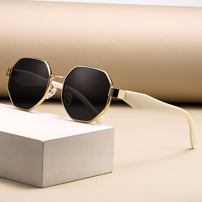 レトロラウンドフレームラージフレームサングラス新しい女性サン - Men'S Fashion Round Glasses のレビューと価格