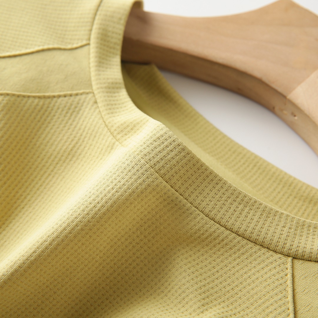ユニセックス ハイストレッチ 通気性のある長袖 T シャツ  - Men'S Fashion For Summer 2026 のレビューと価格