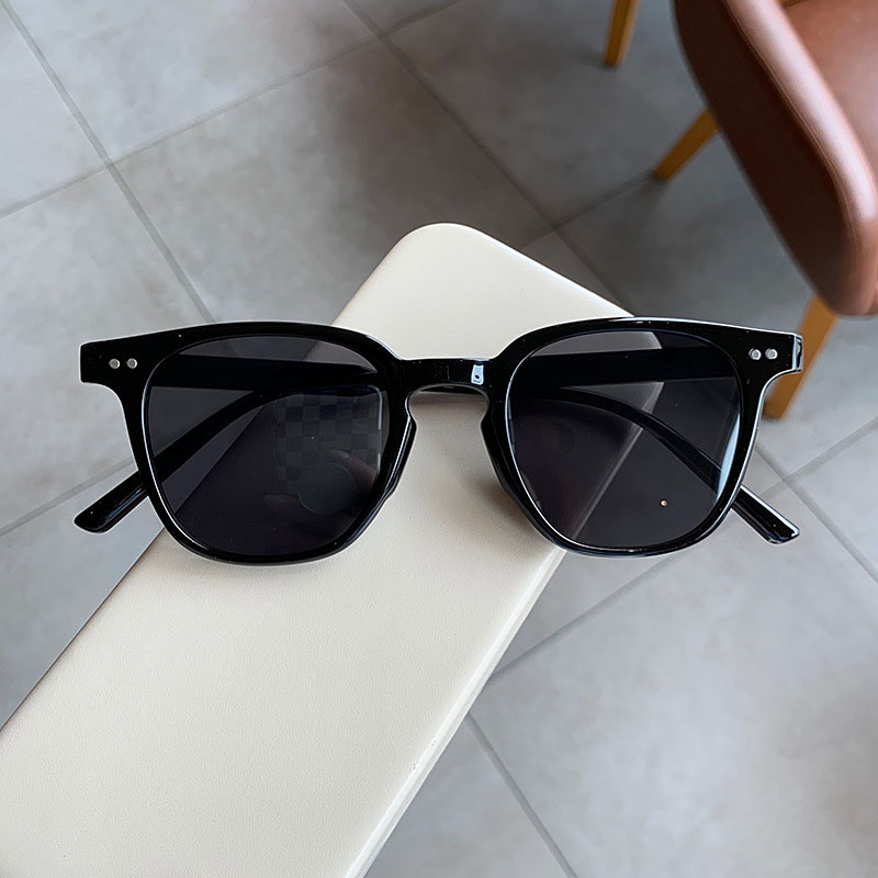 新しいヴィンテージ高級サングラス女性男性用スクエア小さなラウ - Men'S Fashion Round Glasses のレビューと価格